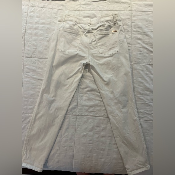 WHBM Ecru Skinny Distressed Ankle Jean With Rose Gold Sequins - Size Medium - Picture 11 of 12